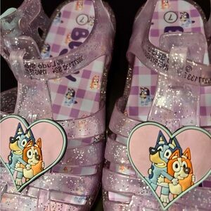 Bluey Purple Glitter Jelly Sandals – Girls Size 7 – Heart Charm – Summer Shoes
